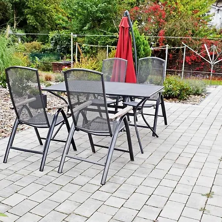 Baaber Mit Terrasse Und 아파트 바베